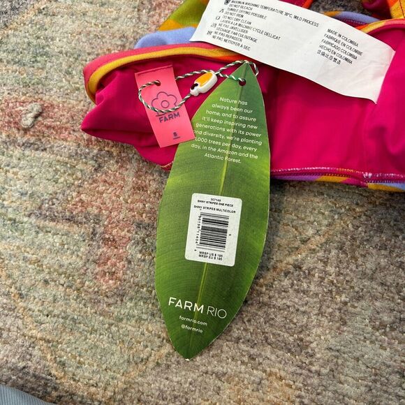 NWT Farm Rio V-Neck Cutout Shiny Stripe Rainbow One-Piece Swimsuit Small Pink - Picture 8 of 9